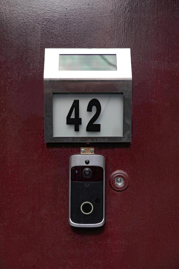 Hostel 42 Skopje Exteriör bild