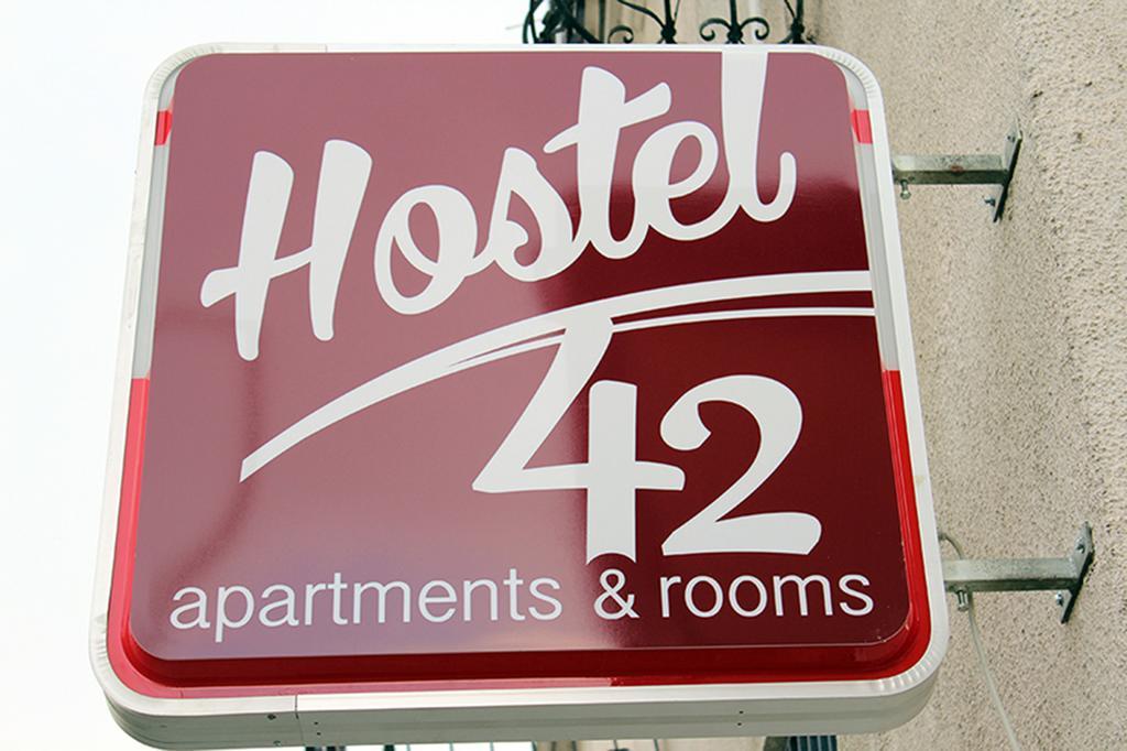 Hostel 42 Skopje Exteriör bild